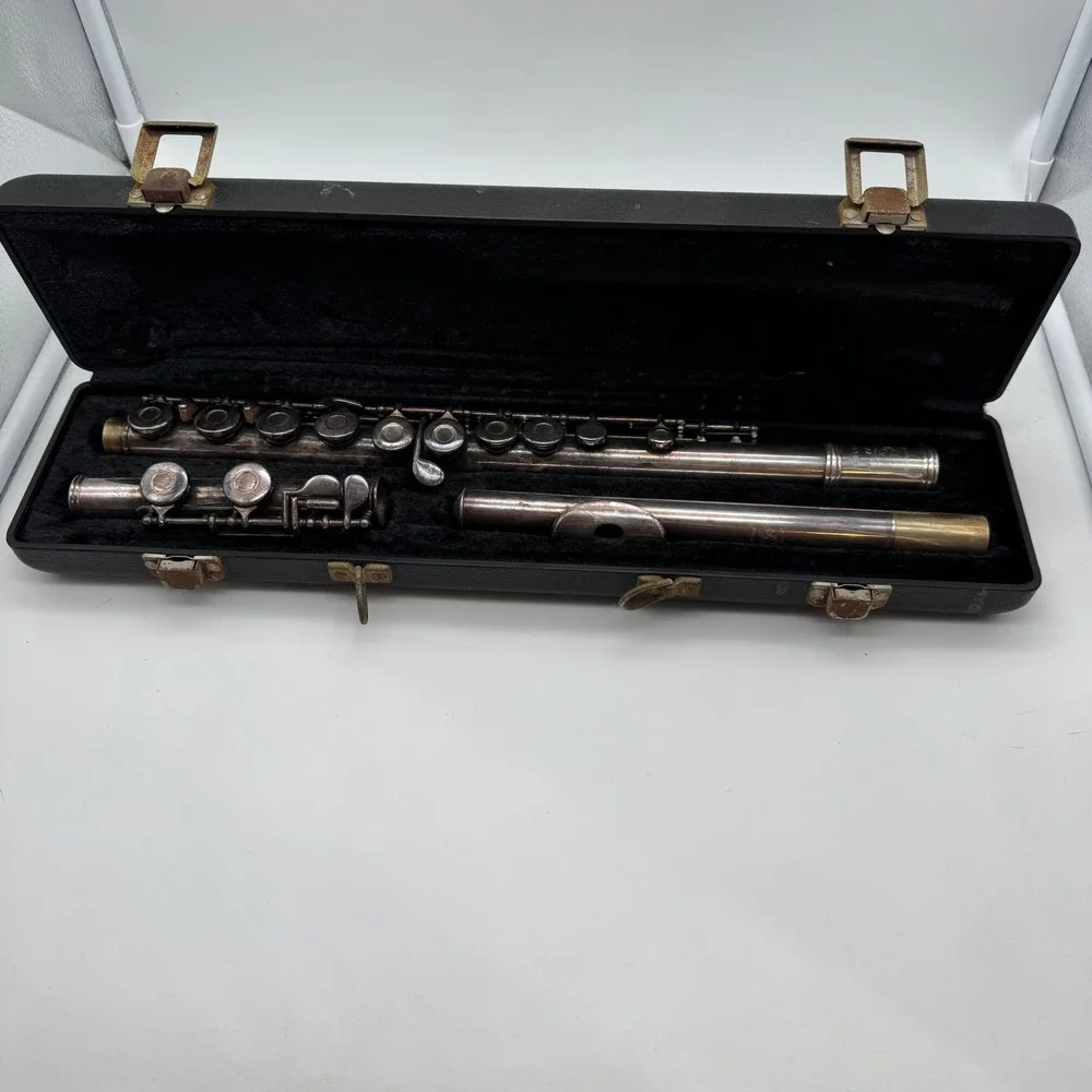 Gemeinhardt Flute 22SP Elkhart Indiana Serial F59645 with Case Read!